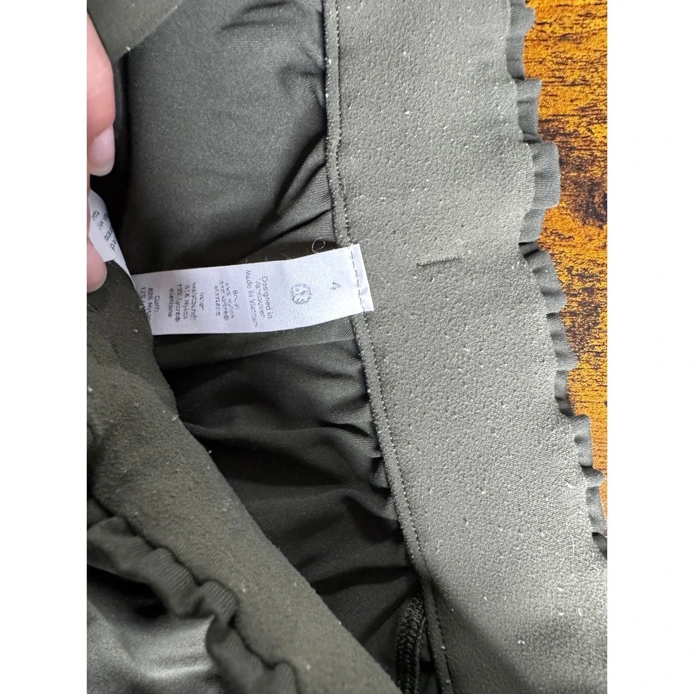 Lululemon On the Fly Jogger Pants Olive Green‎ Drawstring Elastic Waist Women 4
